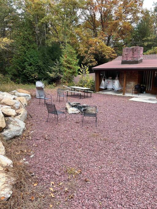 Cozy Log Cabin In Jim Thorpe Exterior foto